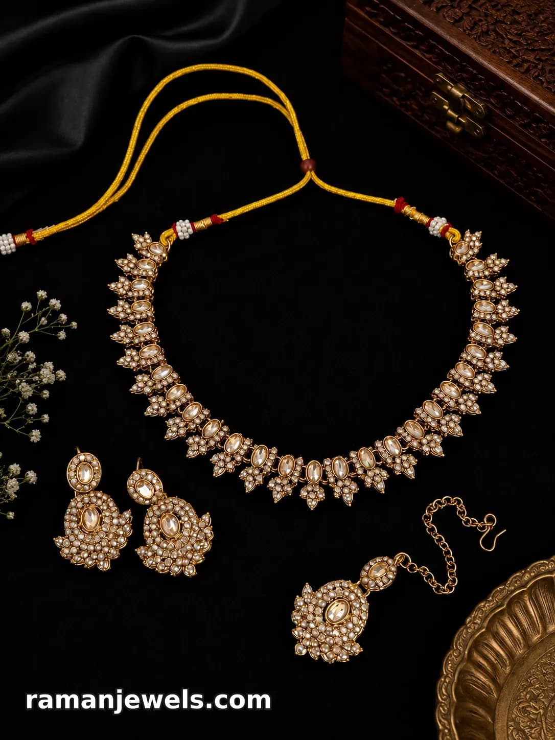 Kundan Necklace Set, Crafted With Intricate Floral Detailing And Finished In A Rich Antique Gold Polish alternate