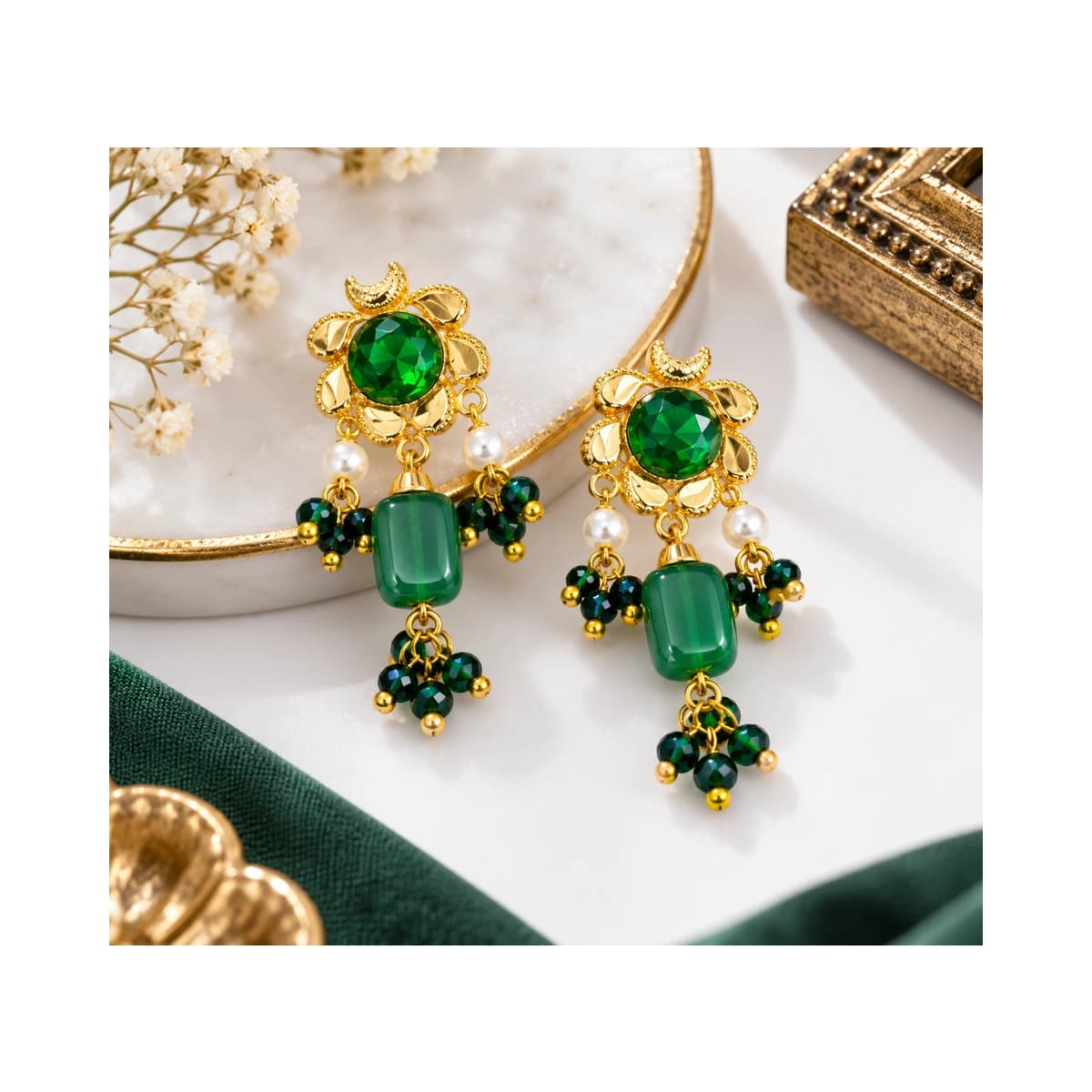 Emerald Green And Golden Pearl Beaded Necklace Set For Women alternate view